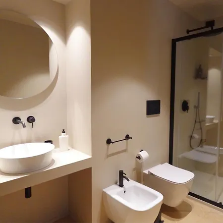 Palazzo Botta Tatil Evi *