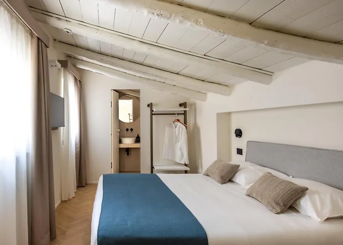 Palazzo Botta * チェファル